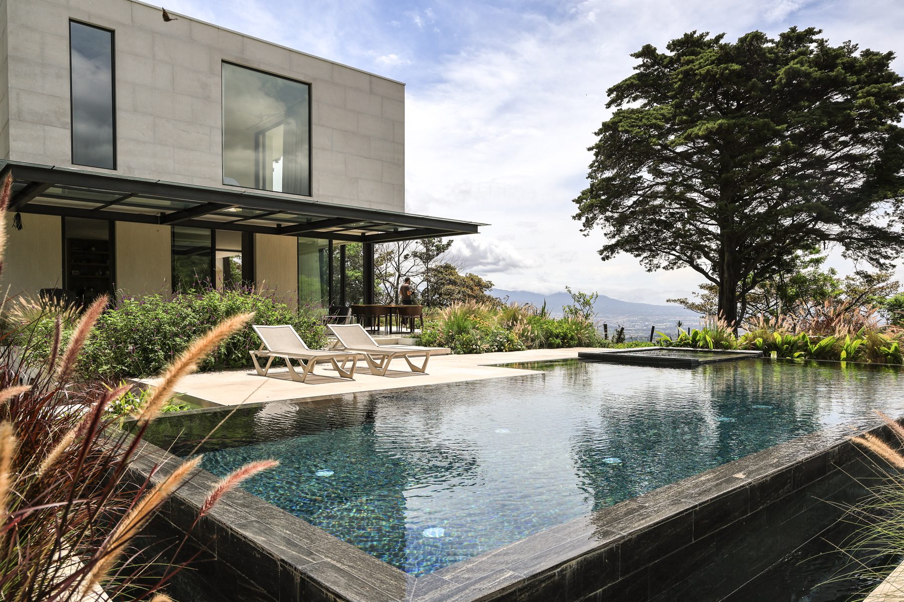 Claro del Bosque — residential architecture, Escazú, Costa Rica